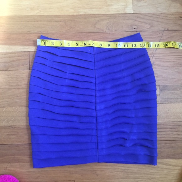 Silent Noise Mini Skirt - Picture 6 of 13